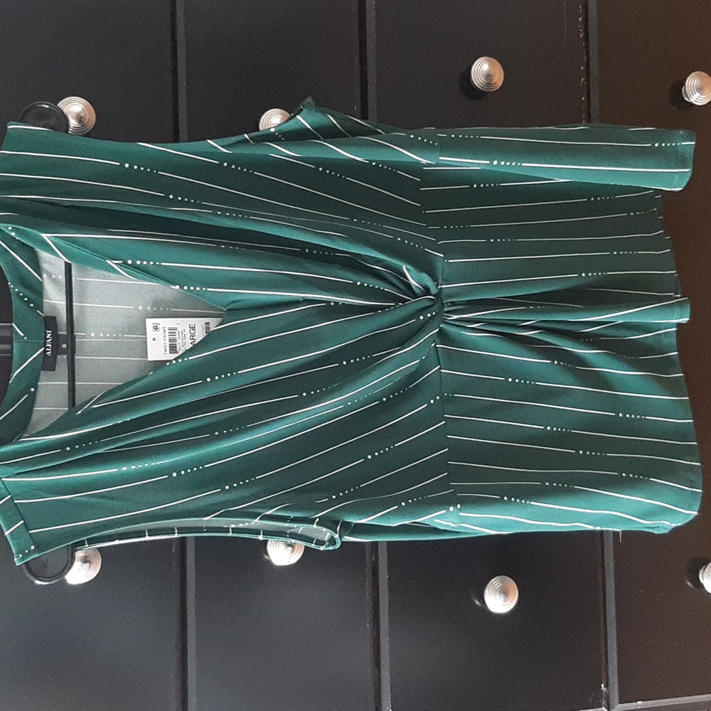 NWT - Alfani twist front shirt